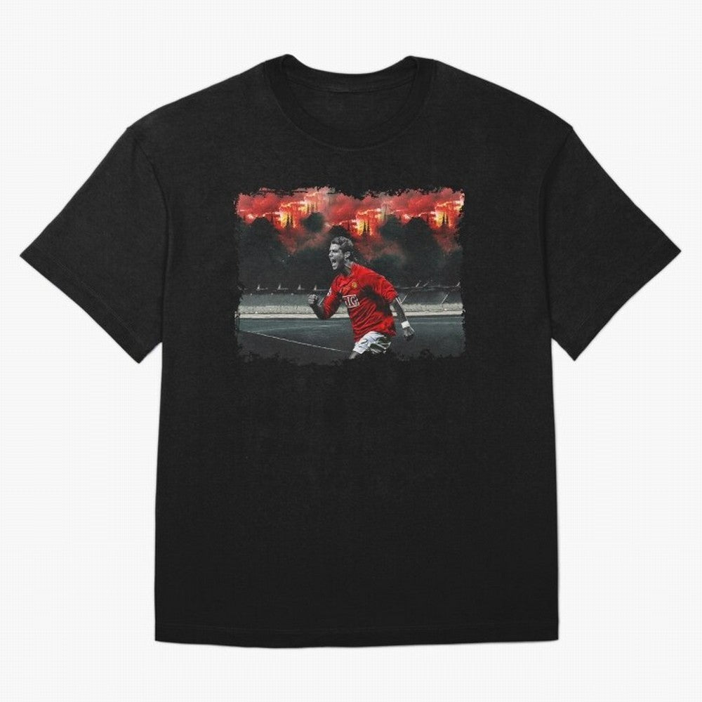 Cristiano Ronaldo Manchester 8K Oversized T-Shirt Carry the Dream of Global Football Passion for FIFA World Cup 2026, Built around Messi, CR7 and Mbappe, Brazil, Championship Spirit, Famous Goals, Roaring Crowds and International Football Unity;