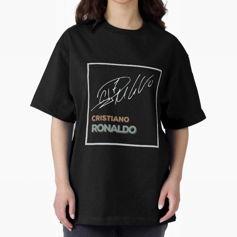 SIUUU - Cristiano Ronaldo CR7 Best Seller Oversized T-Shirt Honor Football Greatness during FIFA World Cup 2026 Group Stage for Fans of Messi, CR7 and Mbappe and Portugal, Bringing Vintage Soccer Flavor, Modern Football Stars, National Flags and
