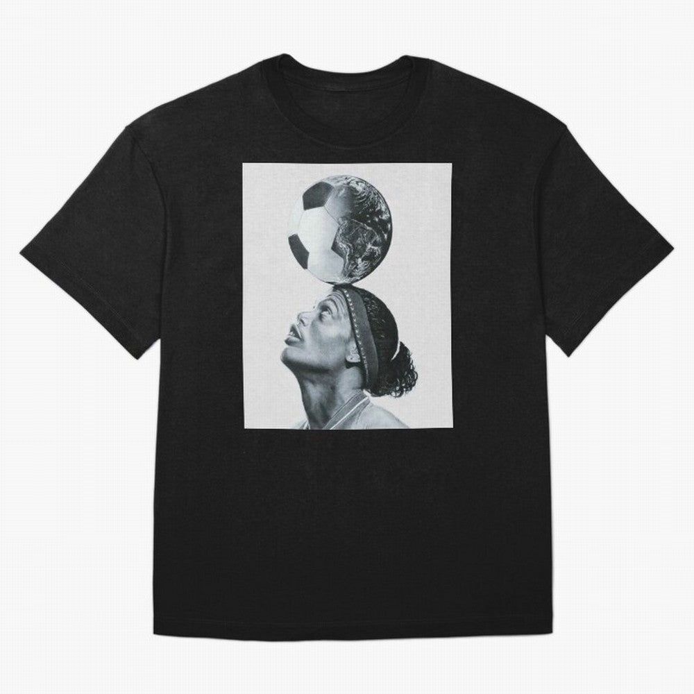 Art Ronaldinho Illustration Oversized T-Shirt Cheer for FIFA World Cup 2026 USA Canada Mexico Spirit, Featuring France, CR7, Match Day Excitement, Supporter Culture, Golden Goals and Global Football Passion; Created for Match Day Parties, Soccer