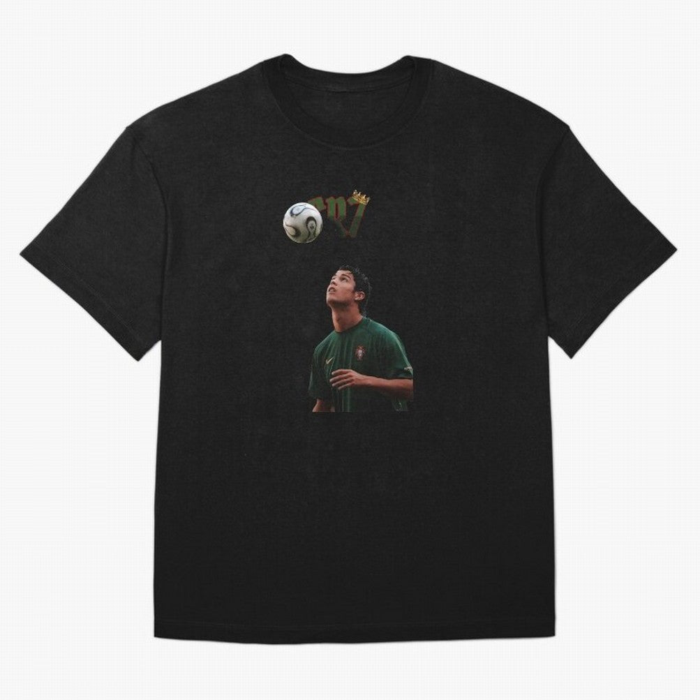 Cristiano Ronaldo Oversized T-Shirt Carry Match Day Hype around FIFA World Cup 2026 Group Stage, Mbappe and Neymar, Brazil, Portugal and Argentina, Tournament Hype, Historic Matchups, Family Viewing Parties and Global Sports Pride; Perfect for