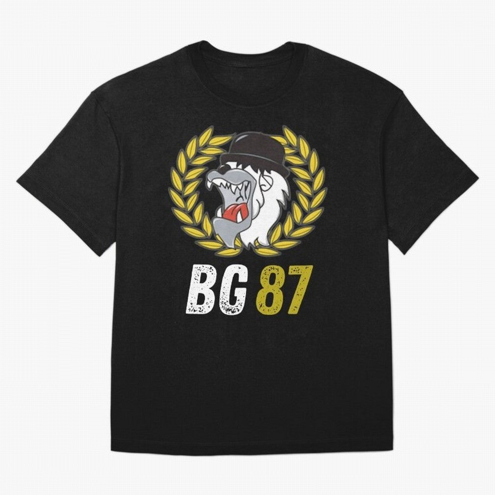 Mala Suerte 87 (Hinchas Del Lyon) Camiseta Esencial Oversized T-Shirt Make Game Day About FIFA World Cup 2026 for Fans of Haaland and Mbappe and England and Germany, Bringing Stadium Chants, National Pride, Trophy Dreams and Unforgettable Football