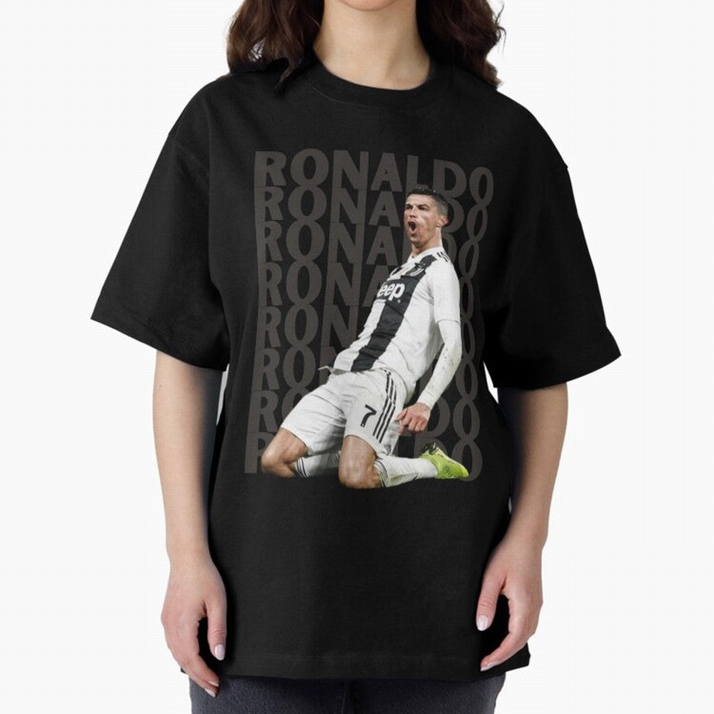 Cristiano Ronaldo | Portugal | Football | GOAT | Juventus Oversized T-Shirt Honor Football Greatness during FIFA World Cup 2026 for Fans of Messi, Neymar and Mbappe and Argentina, France and Brazil, Bringing Vintage Soccer Flavor, Modern Football