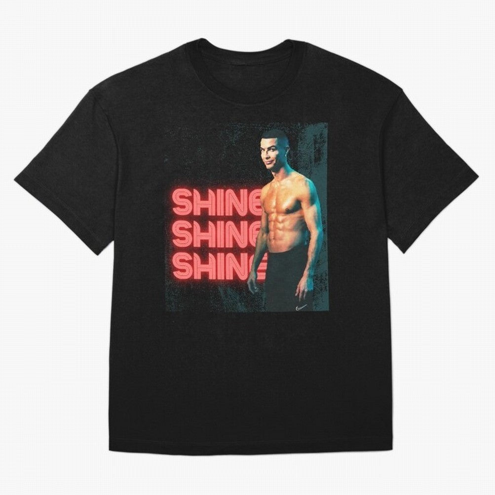 Cristiano Ronaldo Shine Oversized T-Shirt Make Memories around Match Day Hype around FIFA World Cup 2026 Group Stage, Messi, France, Vintage Soccer Flavor, Modern Football Stars, National Flags and Final Night Emotion; Built for Supporters Chasing