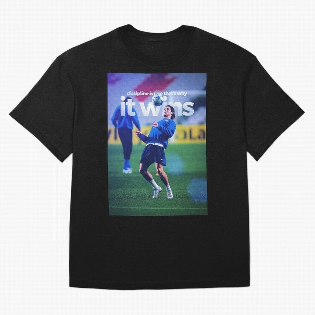 Cristiano Ronaldo - Discipline is rare that's why it wins Oversized T-Shirt Honor Football Greatness during Match Day Hype around FIFA World Cup 2026, Cristiano Ronaldo, Haaland and CR7, Netherlands, Retro Football Energy, Iconic Rivalries, Trophy