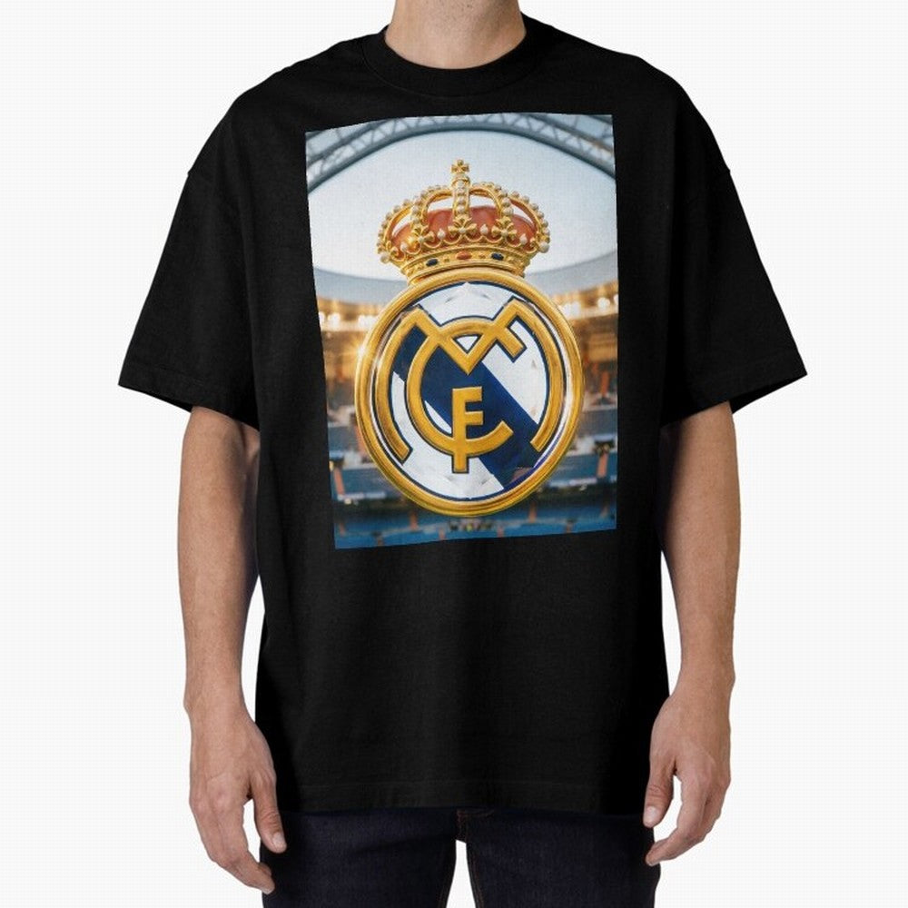 Realeza Madridista Oversized T-Shirt Bring Stadium Energy to FIFA World Cup 2026 Spirit, with Netherlands, Messi, Stadium Memories, Football Loyalty, International Chants and Championship Tradition; Great for Supporters Who Love Legendary Players,