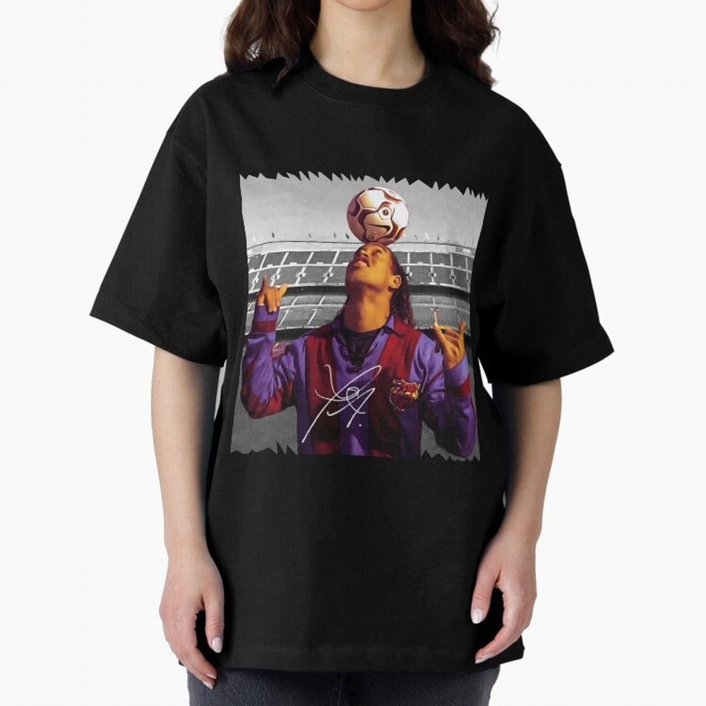 Ronaldinho - vintage Oversized T-Shirt Support Your Favorite Stars during FIFA World Cup 2026 for Fans of Cristiano Ronaldo and Netherlands, Bringing Sports Nostalgia, International Competition, Famous Players and Unforgettable Victories; Ideal for