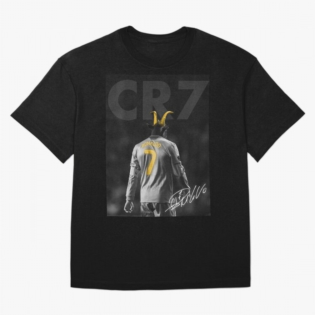 CR7 The Goat Poster Oversized T-Shirt Honor Champions and Dreams in Match Day Hype around FIFA World Cup 2026 Group Stage, Haaland, Spain, Retro Football Energy, Iconic Rivalries, Trophy Chase Drama and Stadium Atmosphere; Ideal for Passionate Fans