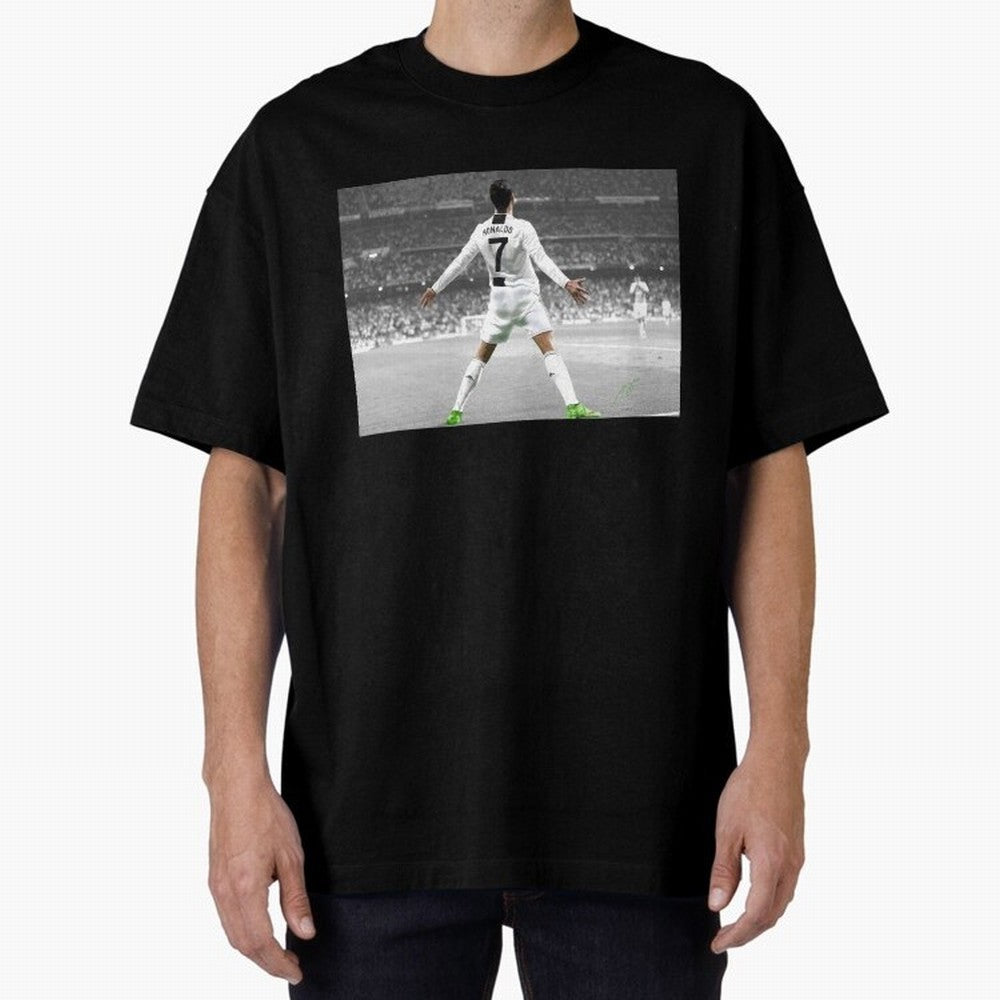 Cristiano Ronaldo Oversized T-Shirt Celebrate the Road through FIFA World Cup 2026 with Haaland and Mbappe, Argentina, France and Brazil Energy, Vintage Soccer Flavor, Modern Football Stars, National Flags and Final Night Emotion; Perfect for