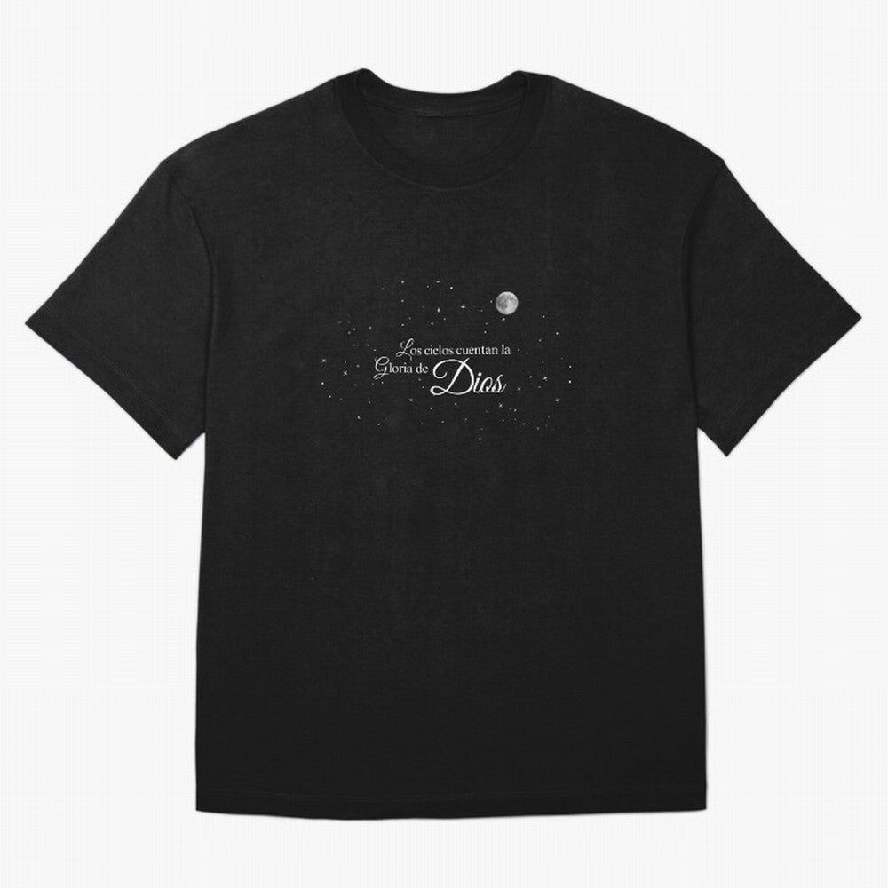 Los cielos cuentan la Gloria de Dios - Salmo 19 Oversized T-Shirt Feel the Roar of Match Day Hype around FIFA World Cup 2026, CR7, Portugal, Match Day Excitement, Supporter Culture, Golden Goals and Global Football Passion; Ideal for Passionate
