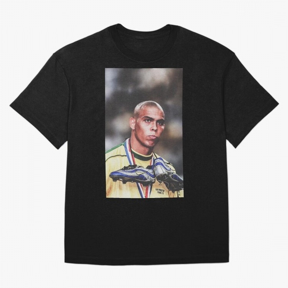 Ronaldo Luis Nazario de Lima Art Oversized T-Shirt Get Ready for Global Football Passion for FIFA World Cup 2026 Group Stage, Highlighting Messi and Cristiano Ronaldo, Argentina, France and Brazil, Stadium Chants, National Pride, Trophy Dreams and
