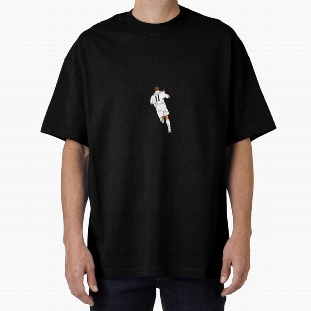 Ronaldo Nazario Minimalist Oversized T-Shirt Relive FIFA World Cup 2026 Spirit, Capturing England and Germany, Mbappe and Neymar, Global Supporter Spirit, Legendary Goals, National Colors and Tournament Celebration; Built for Supporters Chasing