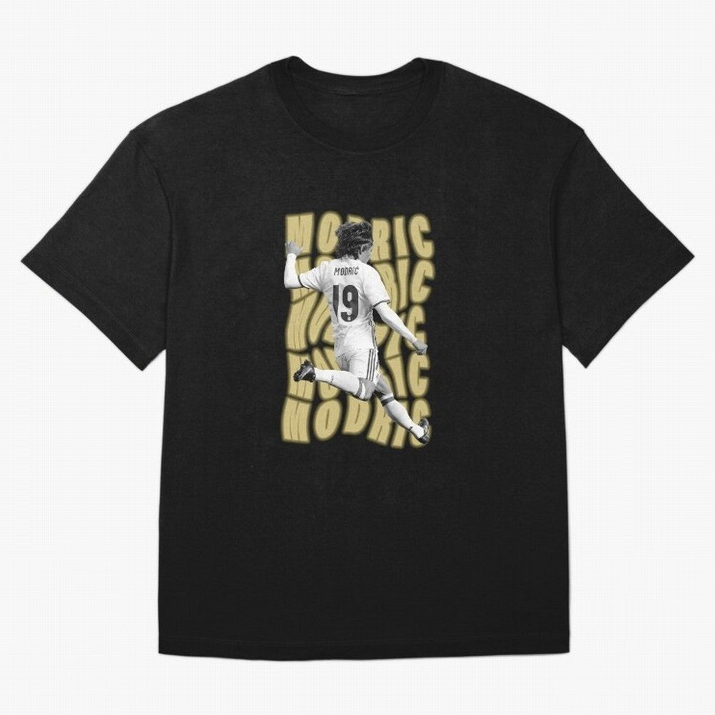 Luka modric Oversized T-Shirt Experience the Global Stage of FIFA World Cup 2026 for Fans of Messi and Cristiano Ronaldo and England, Bringing Game Day Rituals, Football Legends, Country Pride and the Road to the Final; Ideal for Passionate Fans