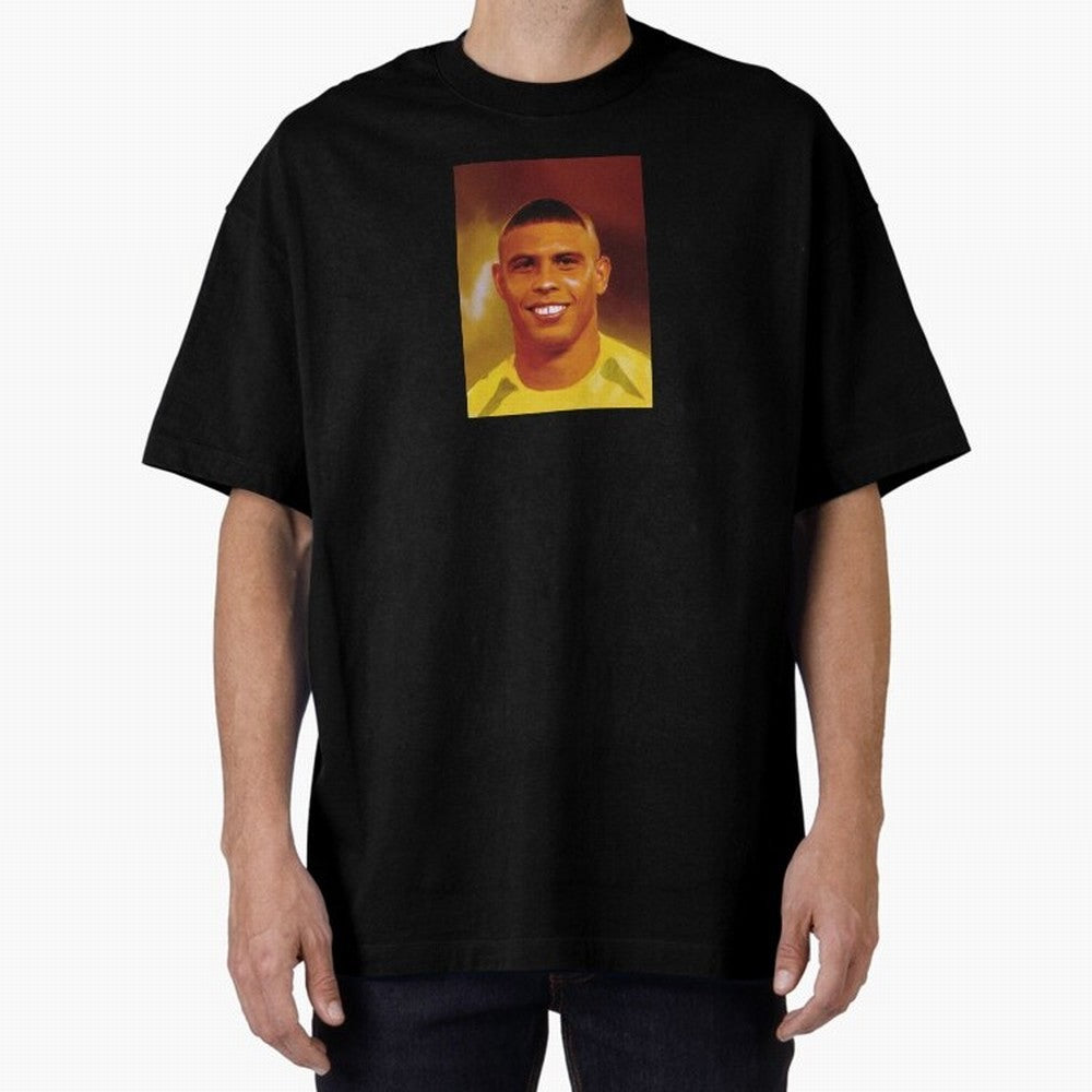 Ronaldo Nazario Digital Painting Oversized T-Shirt Bring Stadium Energy to FIFA World Cup 2026 for Fans of Haaland and Mbappe and Argentina, Bringing Tournament Hype, Historic Matchups, Family Viewing Parties and Global Sports Pride; Made for